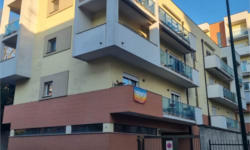 2 locali in Affitto a Sesto San Giovanni 